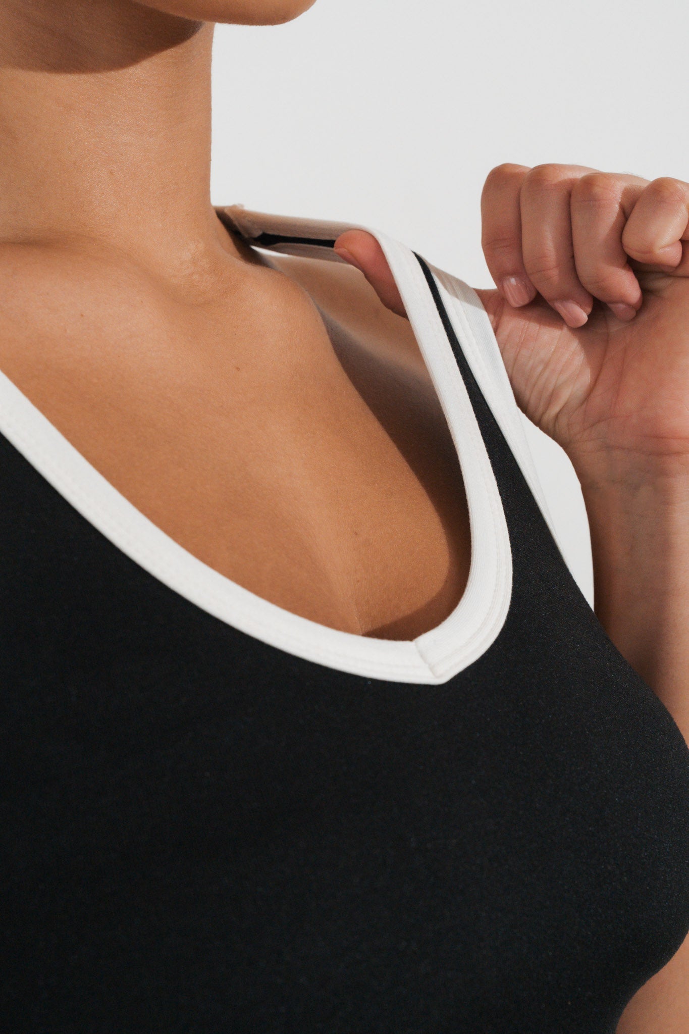 Vitality Motive Racer Tank - Midnight Contrast