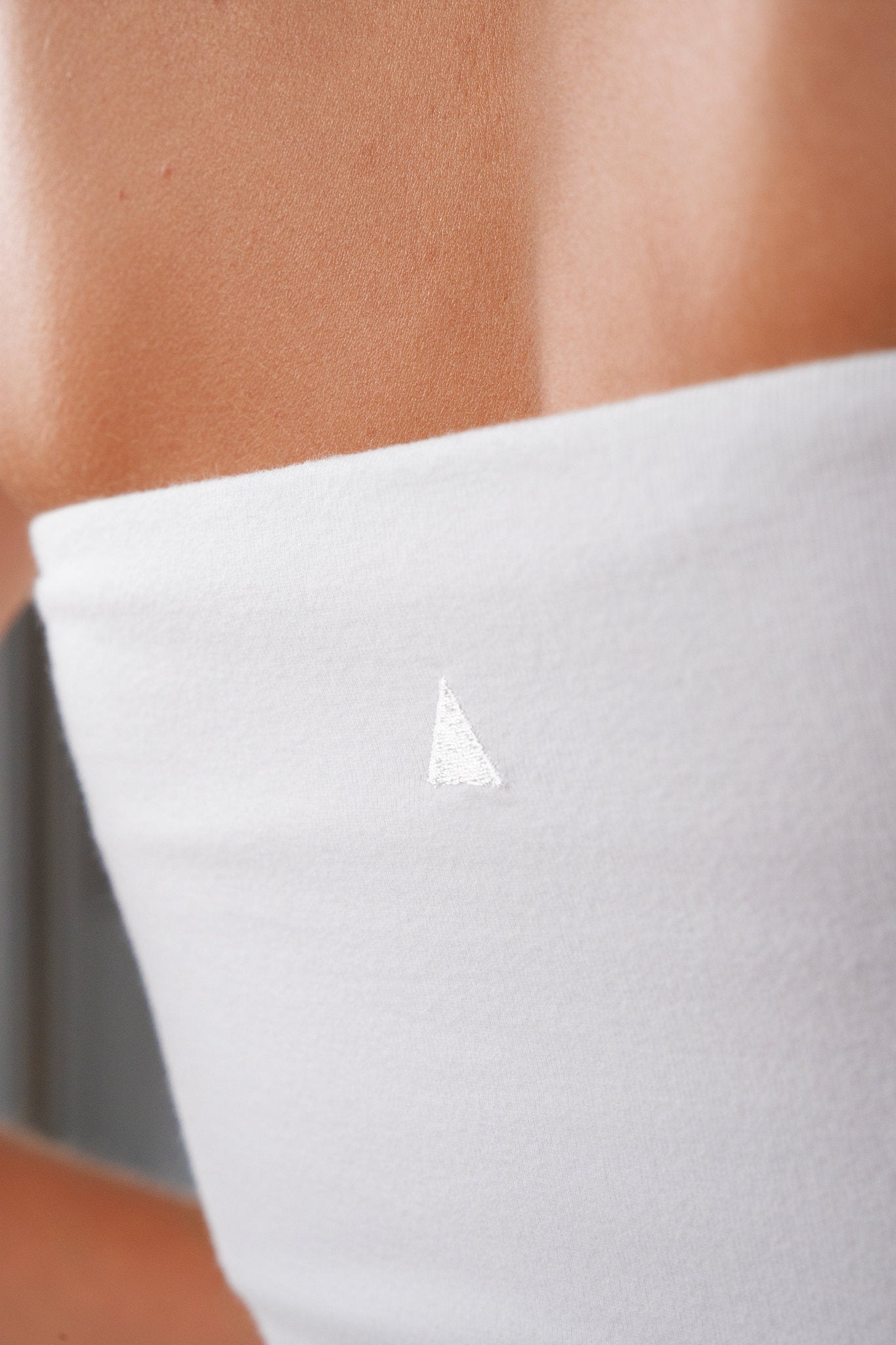 Vitality Basis® Tube Top - Snow