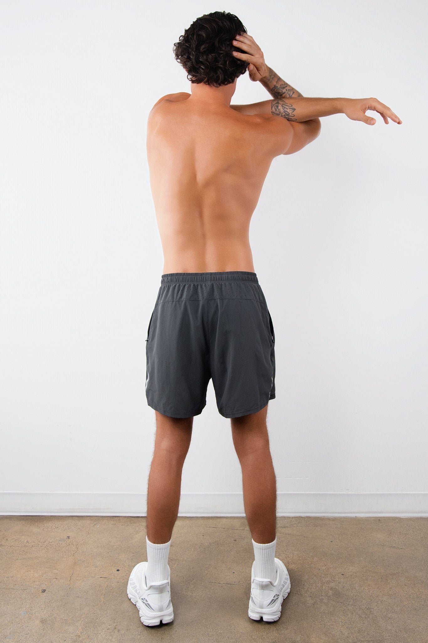 Vitality Prime® Train Short 5" - Carbon