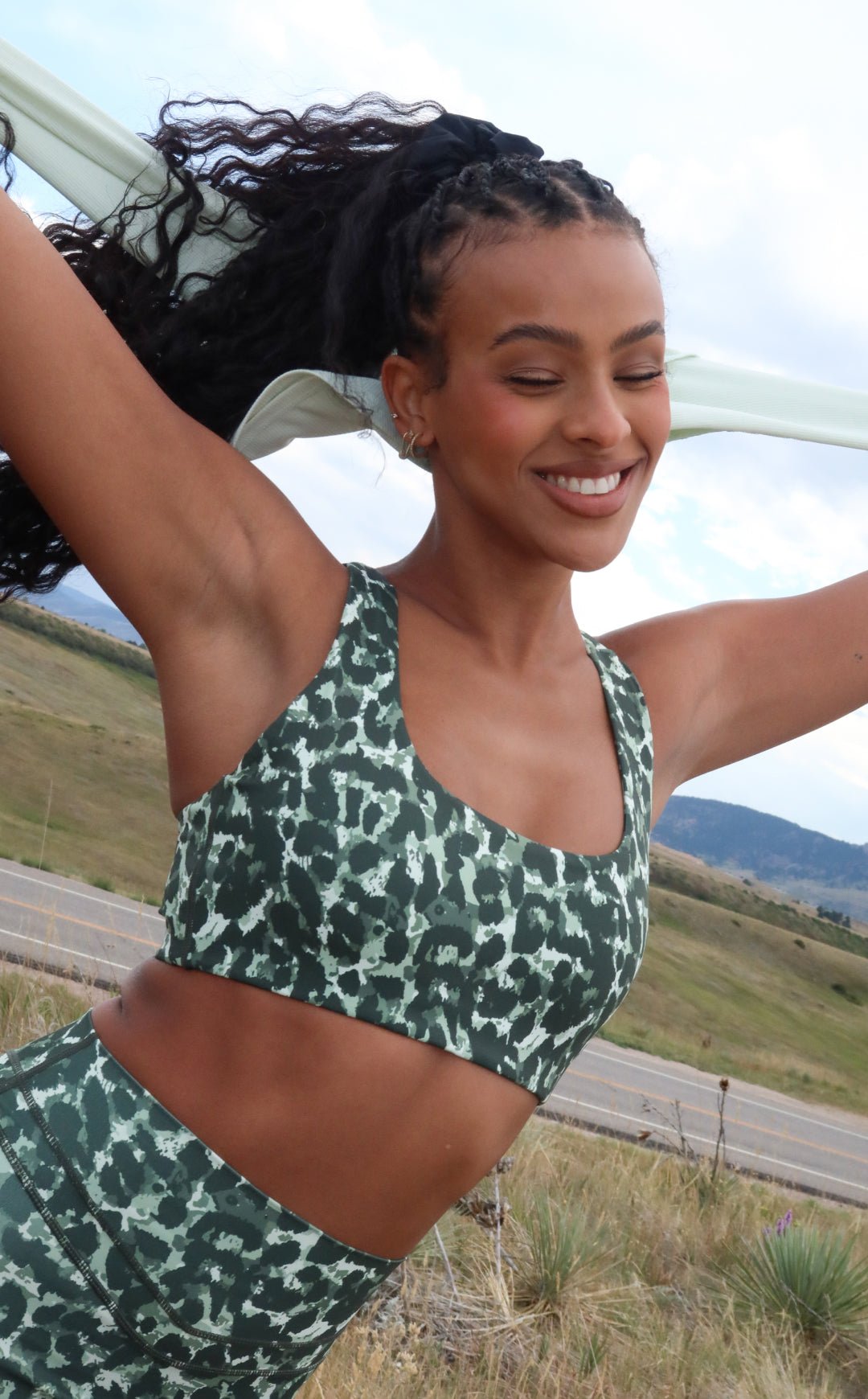 Vitality Pulse® Core Bra - Olive Feline