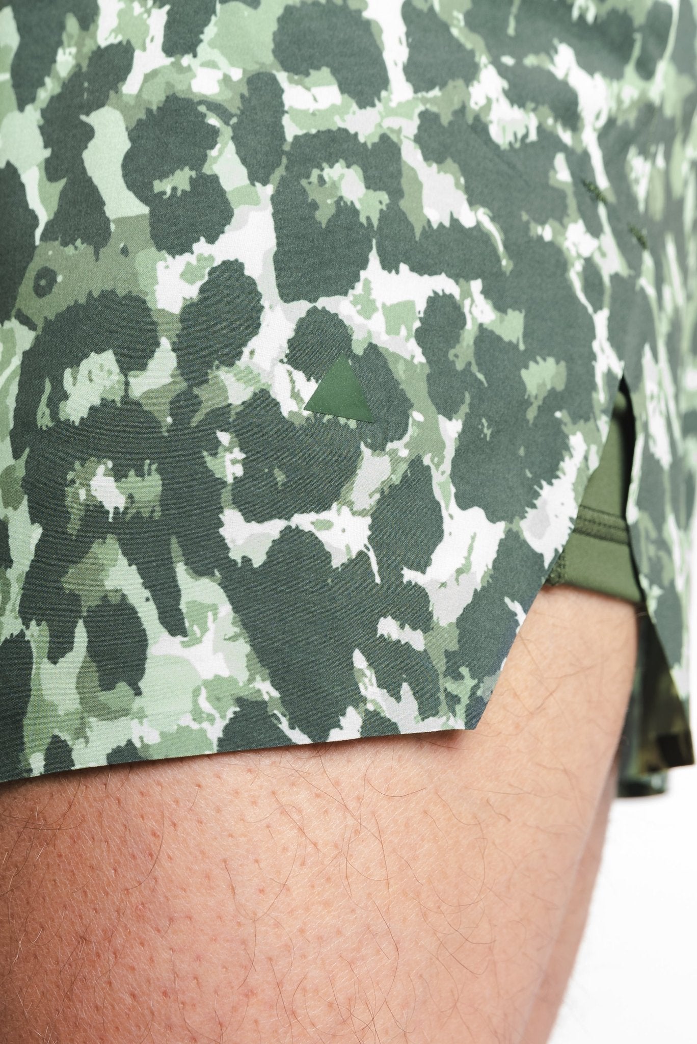 Vitality Prime® Sport Short 5" - Olive Feline