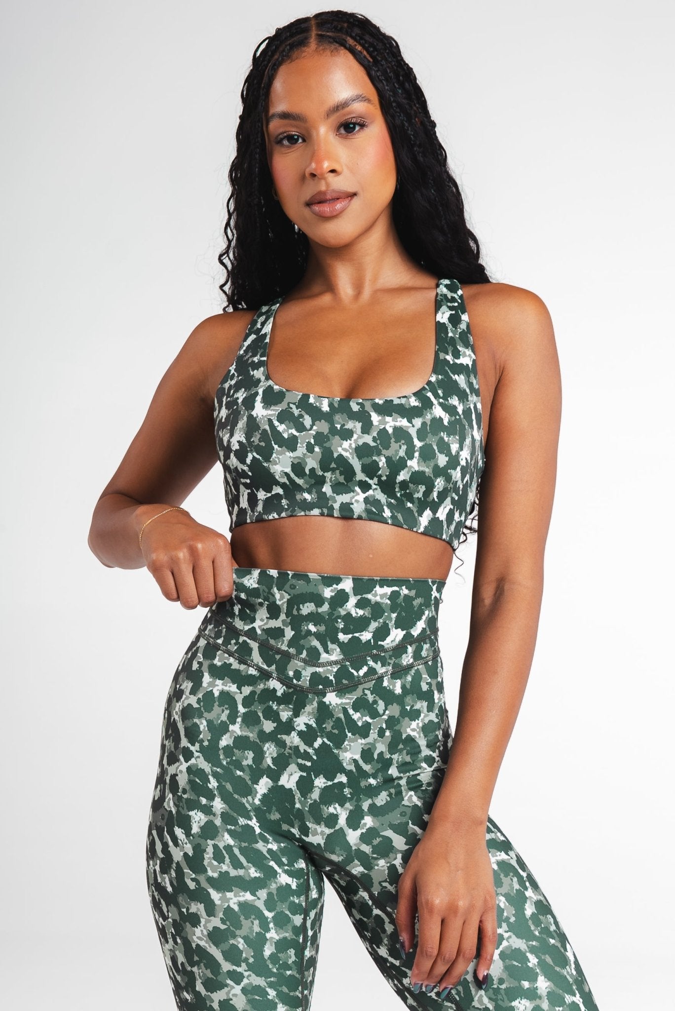 Vitality Pulse® Core Bra+ - Olive Feline
