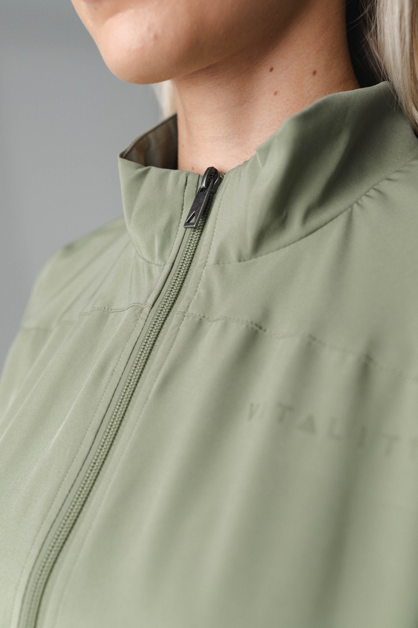Vitality Breeze® Windbreaker - Matcha
