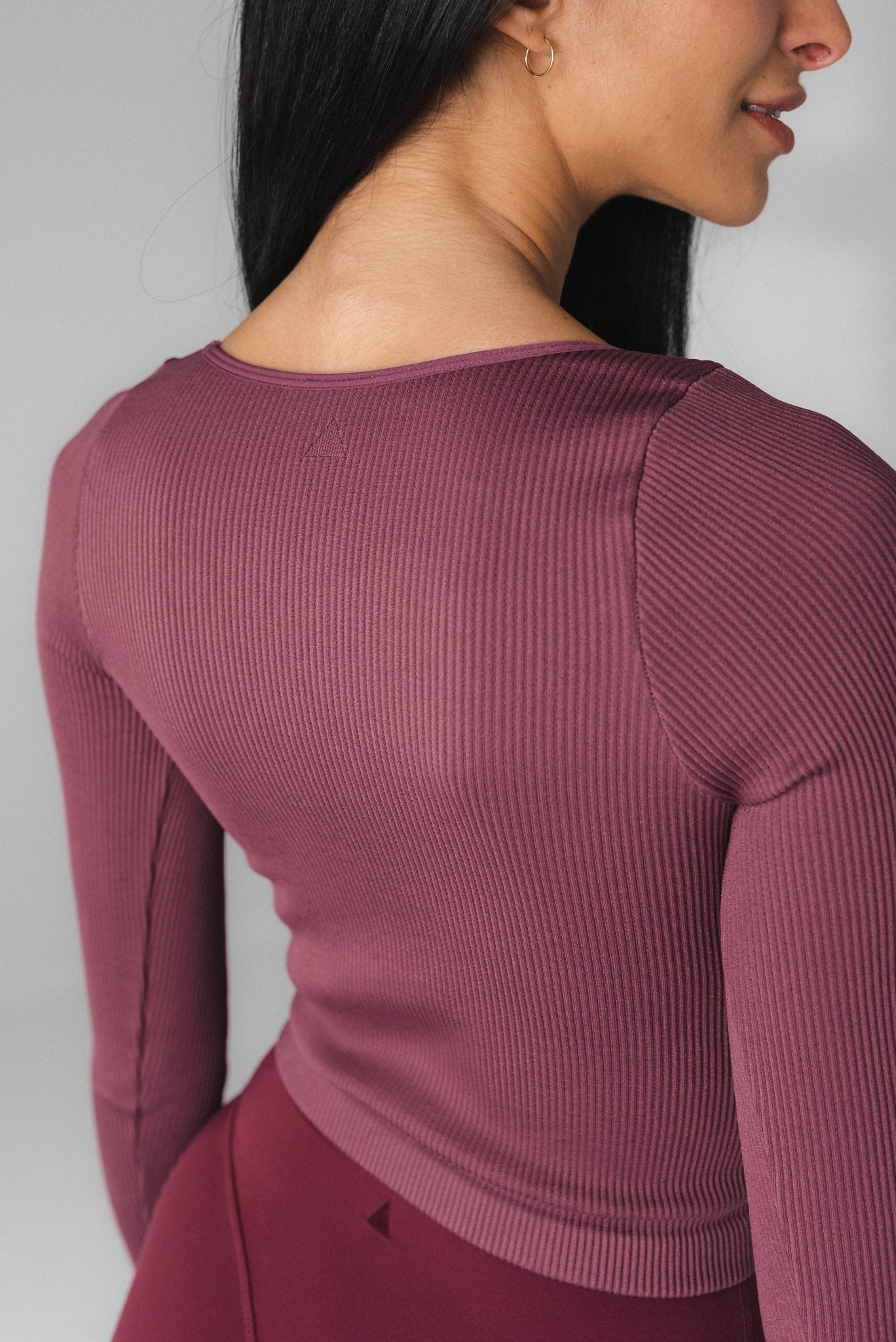 Vitality Synergy® V Long Sleeve - Mauve