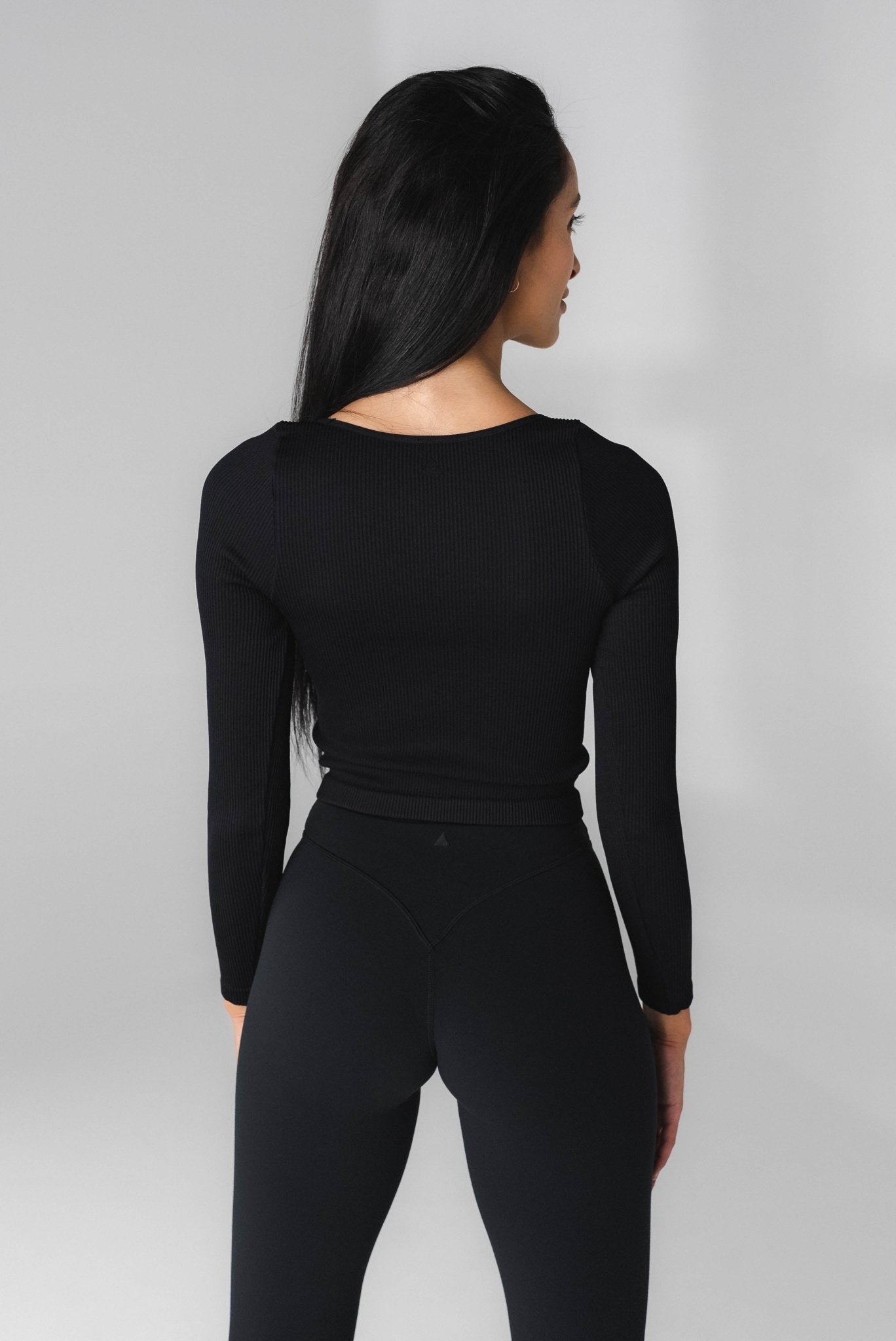 Vitality Synergy® V Long Sleeve - Midnight