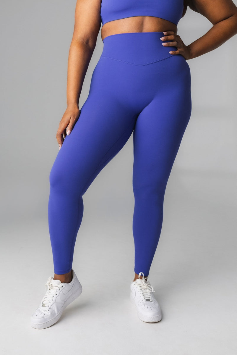Lululemon ice blue leggings size 4, 28” double - Depop