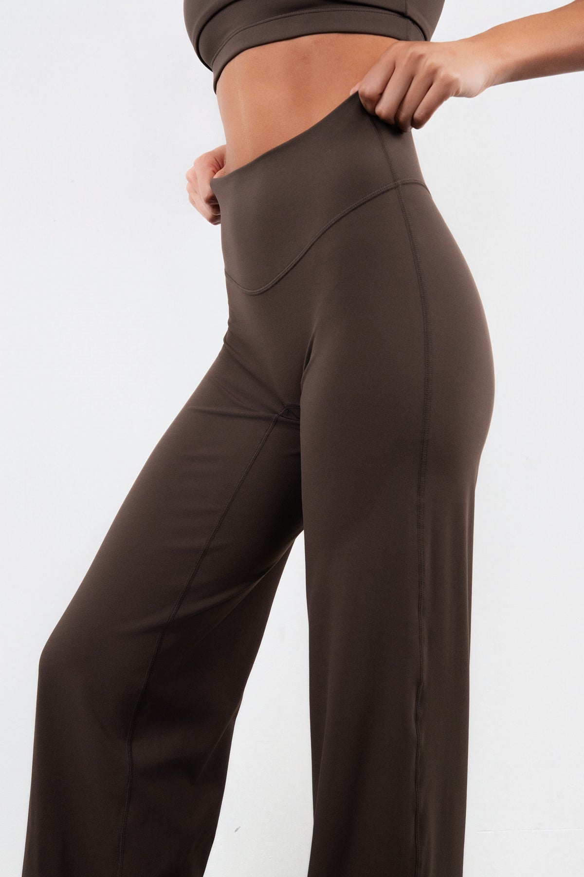 Cloud II™ Relaxed Trouser - Milk Chocolate