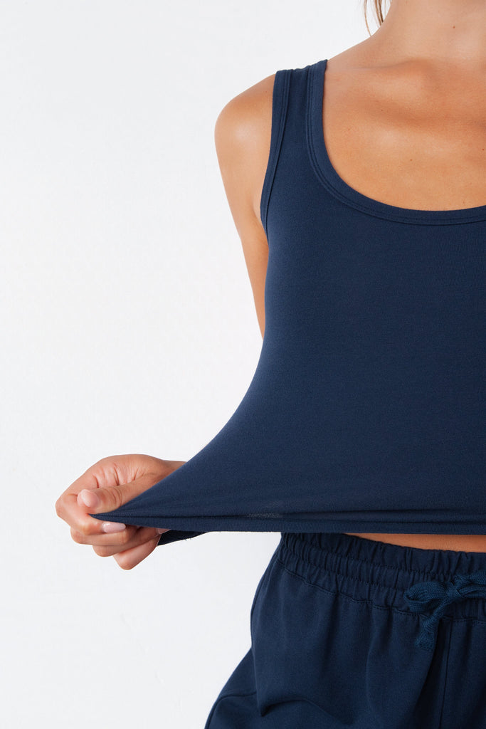 Vitality Basis® U Cropped Tank - Nocturne