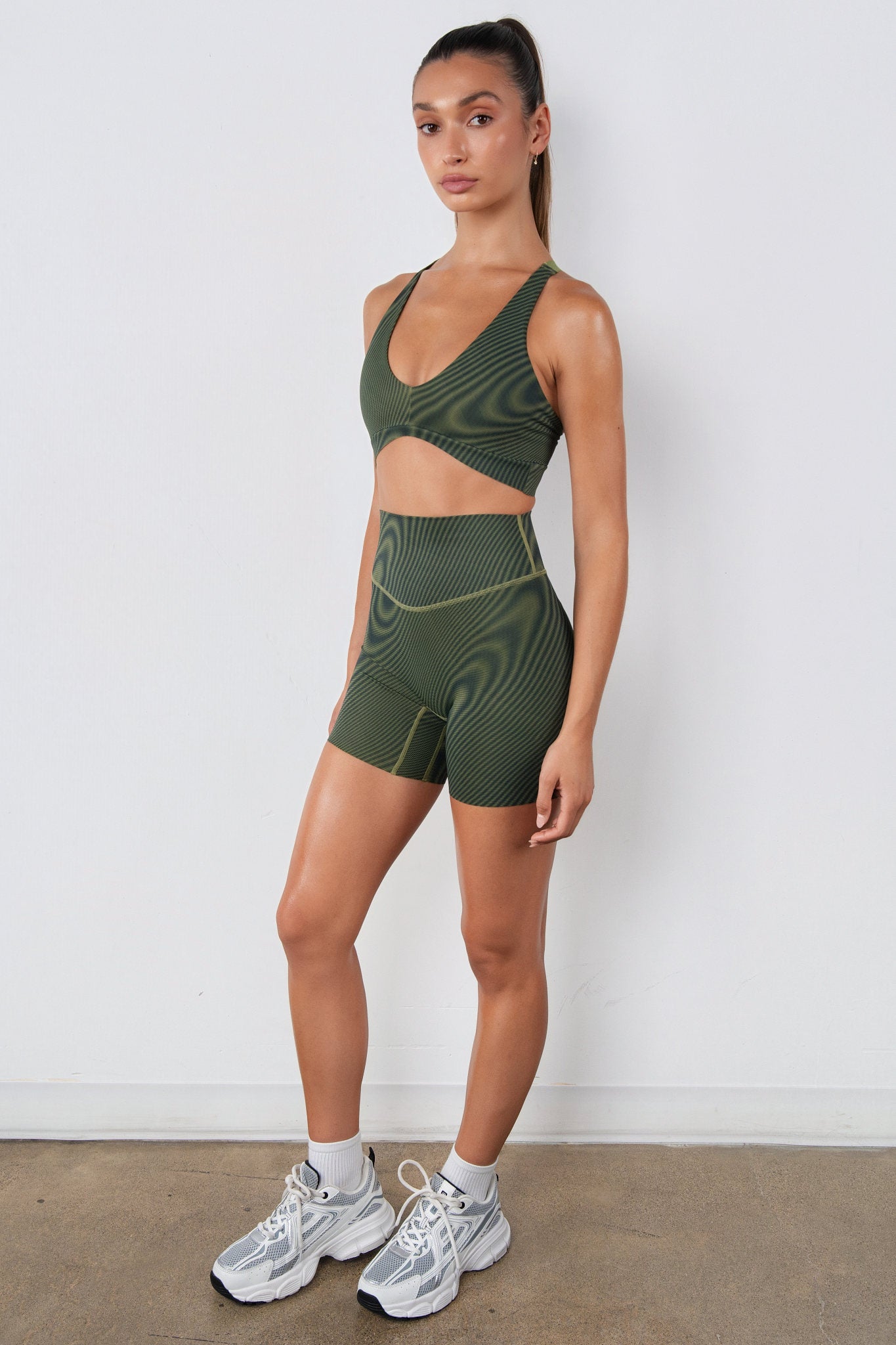 Vitality Pulse® Sculpt Volley Short - Cool Lightspeed