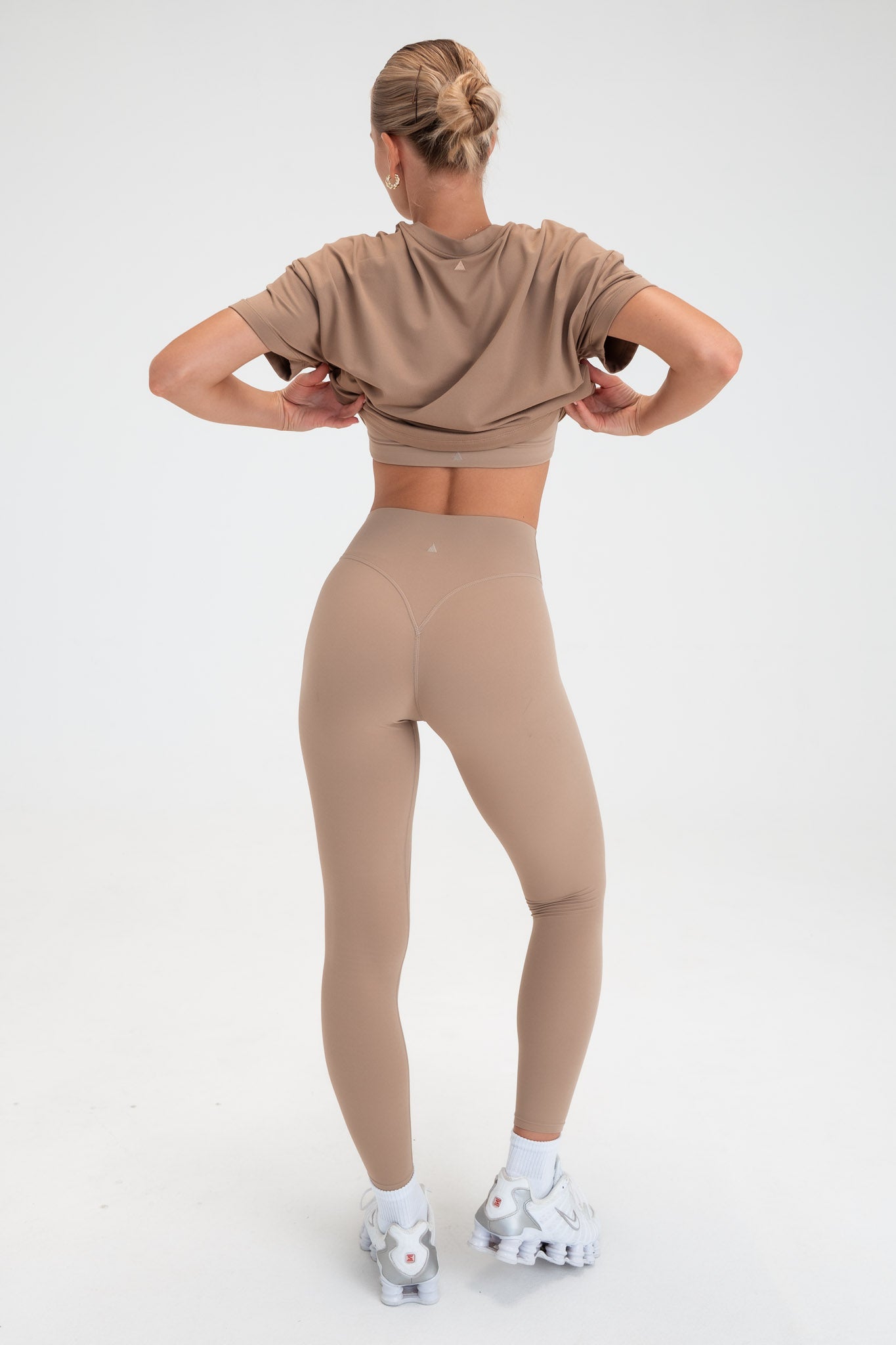 Vitality Motive Retro Tee - Khaki