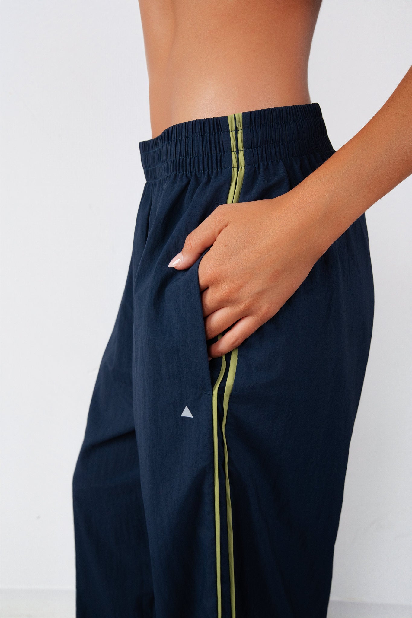 Vitality Linear Track Pant - Nocturne