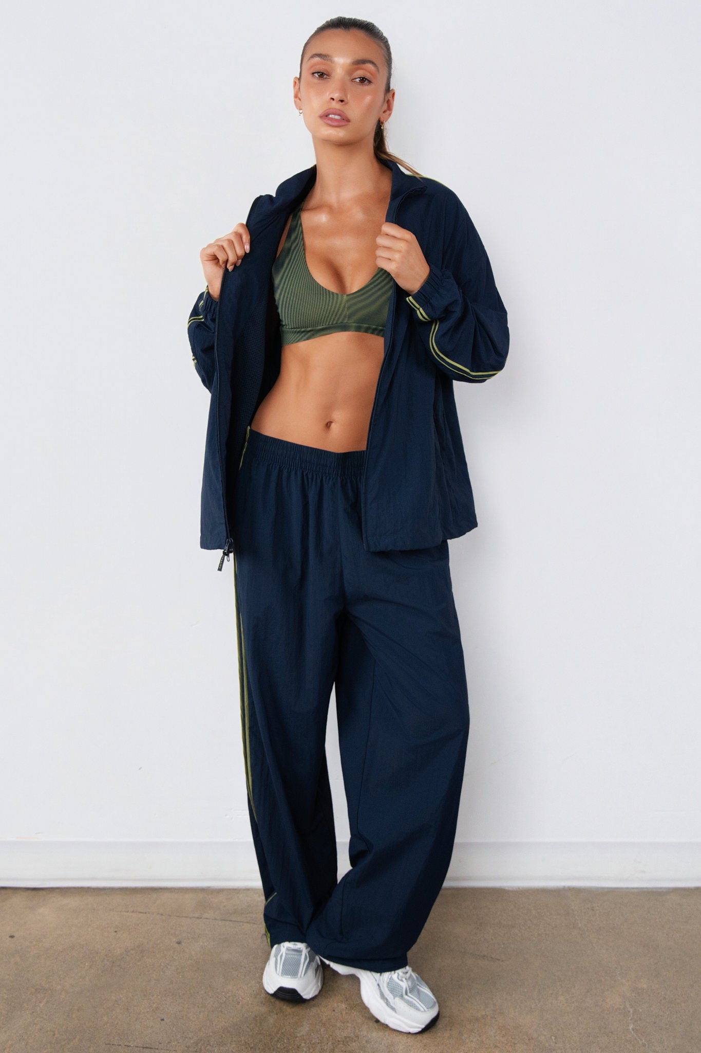 Vitality Linear Track Pant - Nocturne