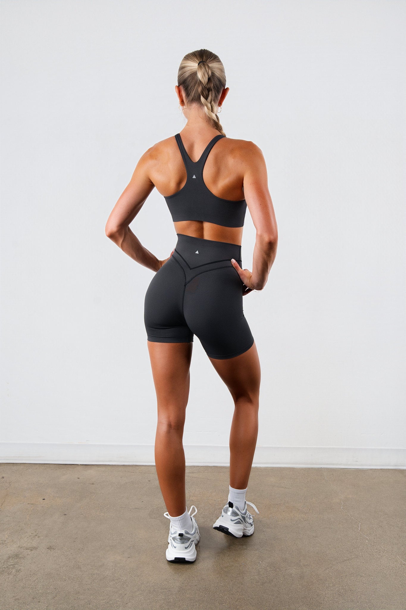 Vitality Pulse® Volley Short - Midnight Washed