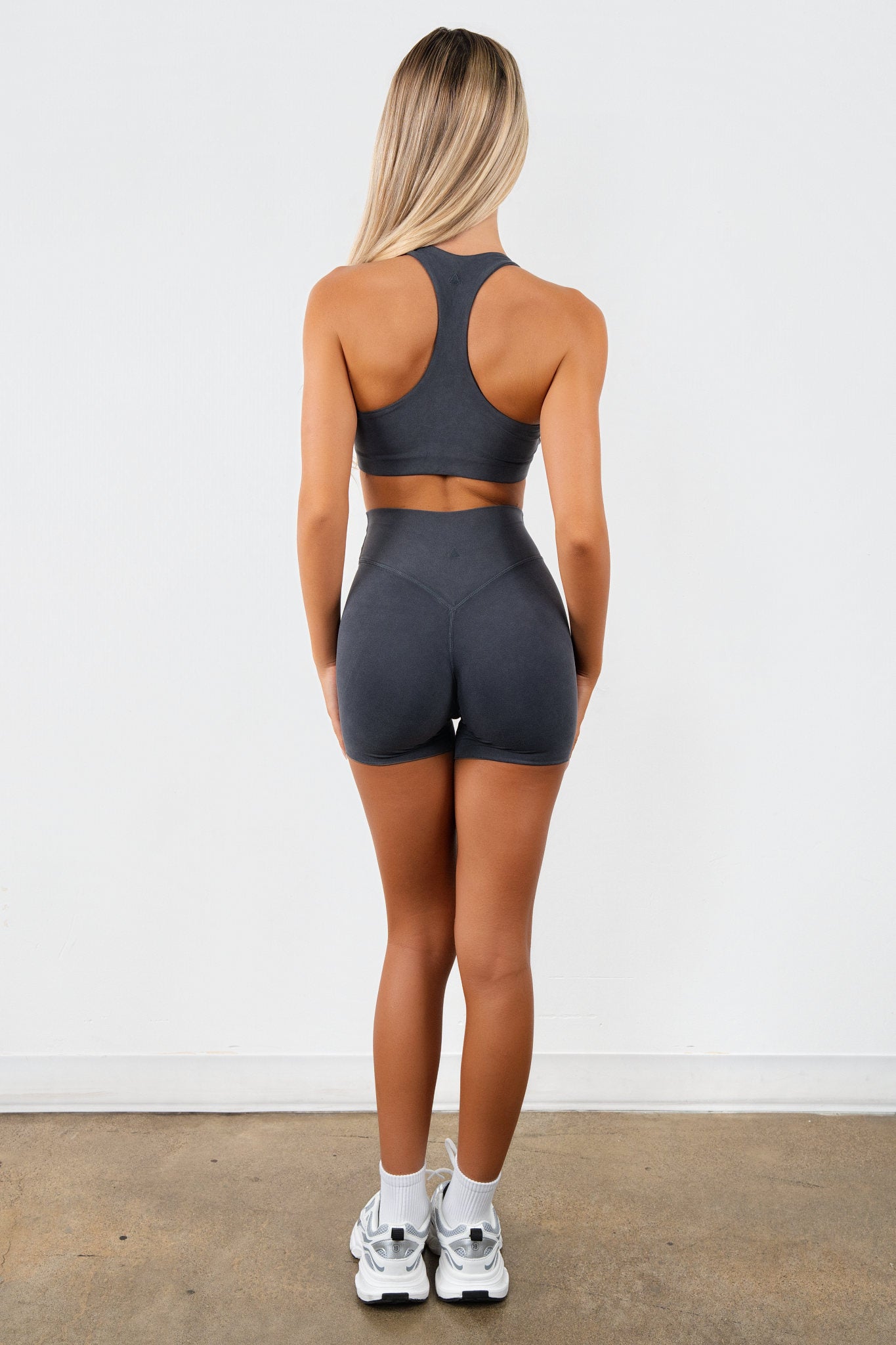 Cloud II™ Outline Volley Short - Carbon Washed