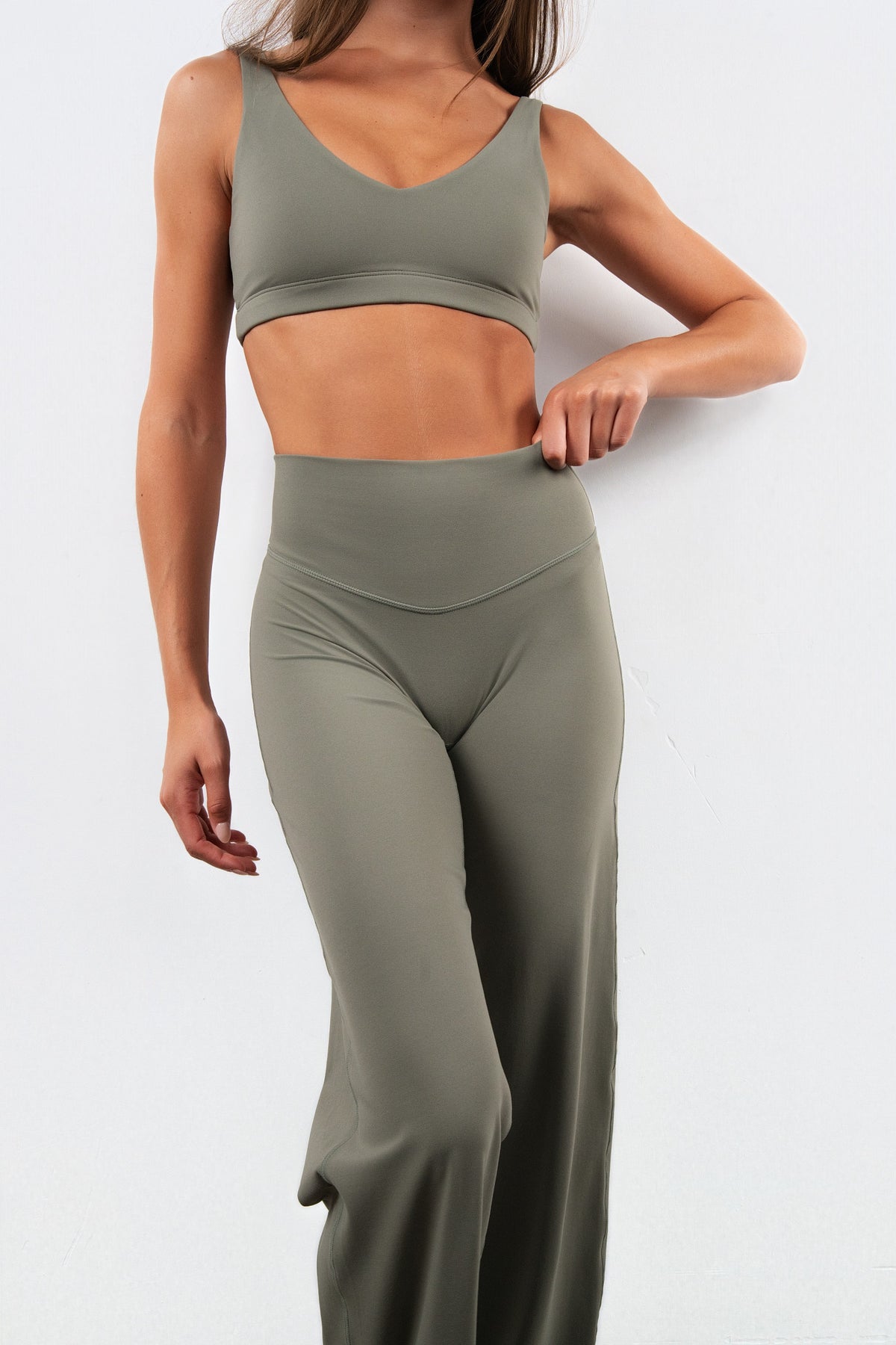 Cloud II™ Relaxed Trouser - Vetiver