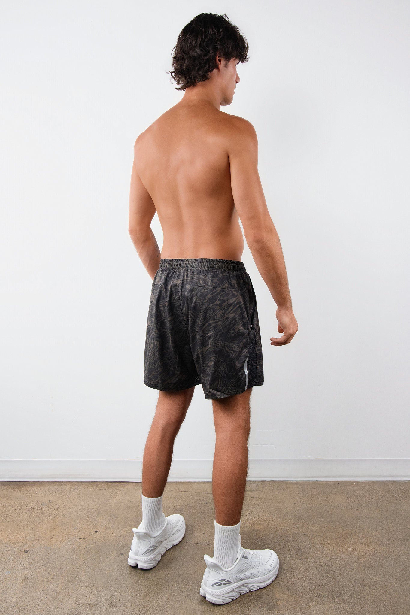 Vitality Prime® Train Short 5" - Woodgrain