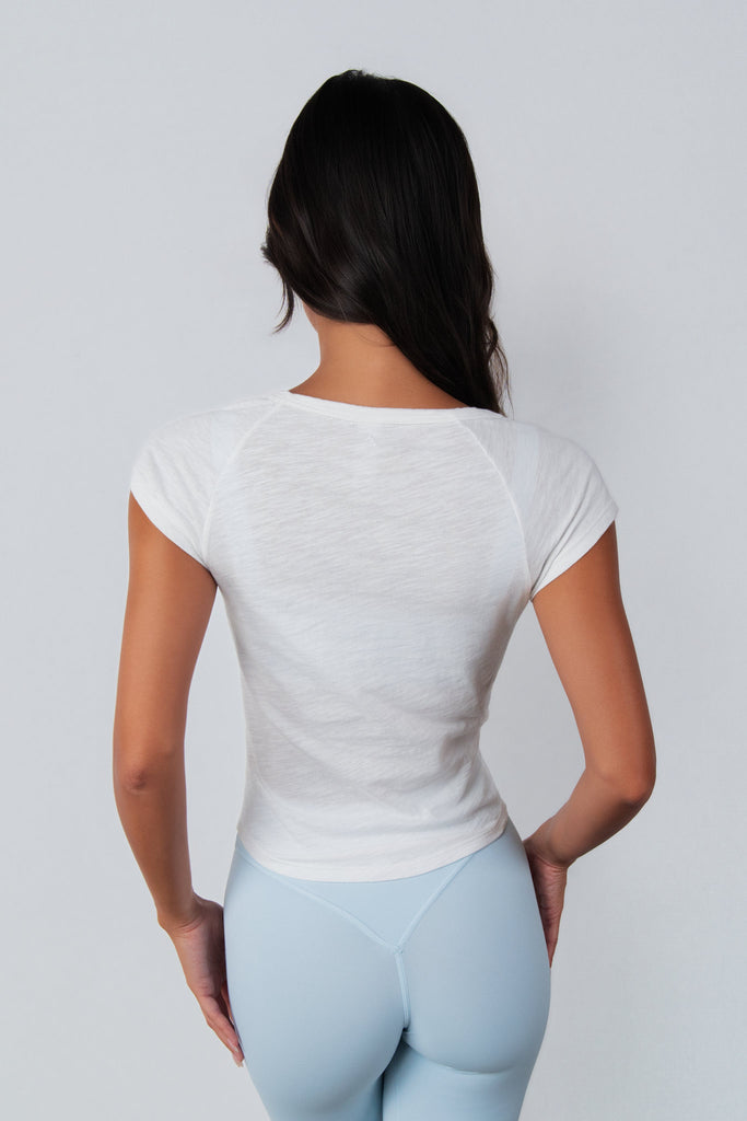 Vitality Whisper Raglan Tee - Snow