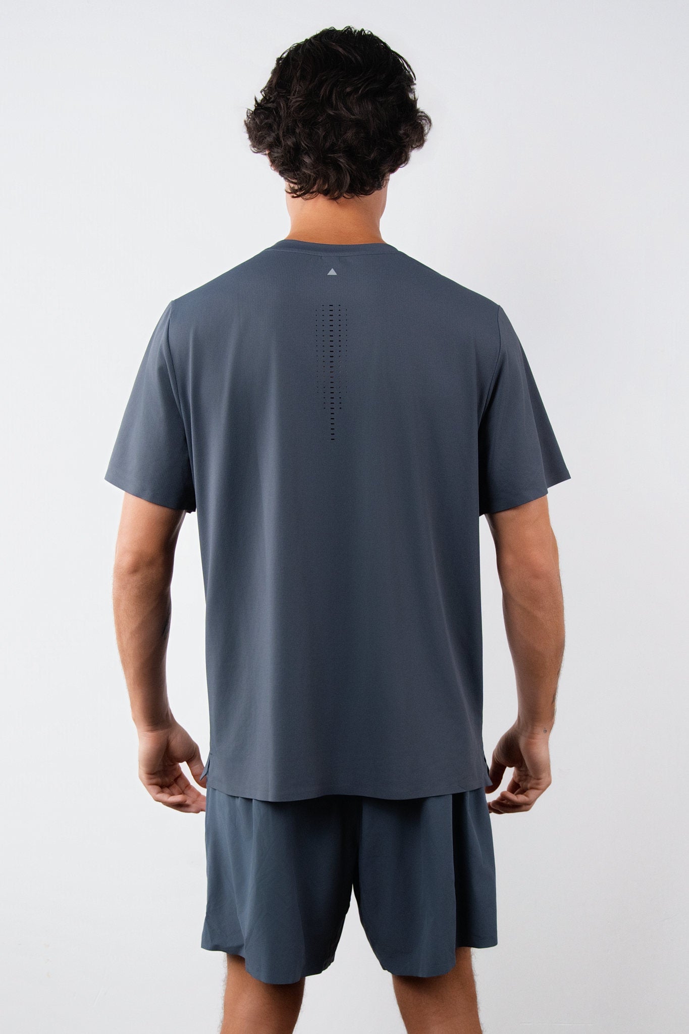 Vitality Zephyr Men's Tee - Deep Sea