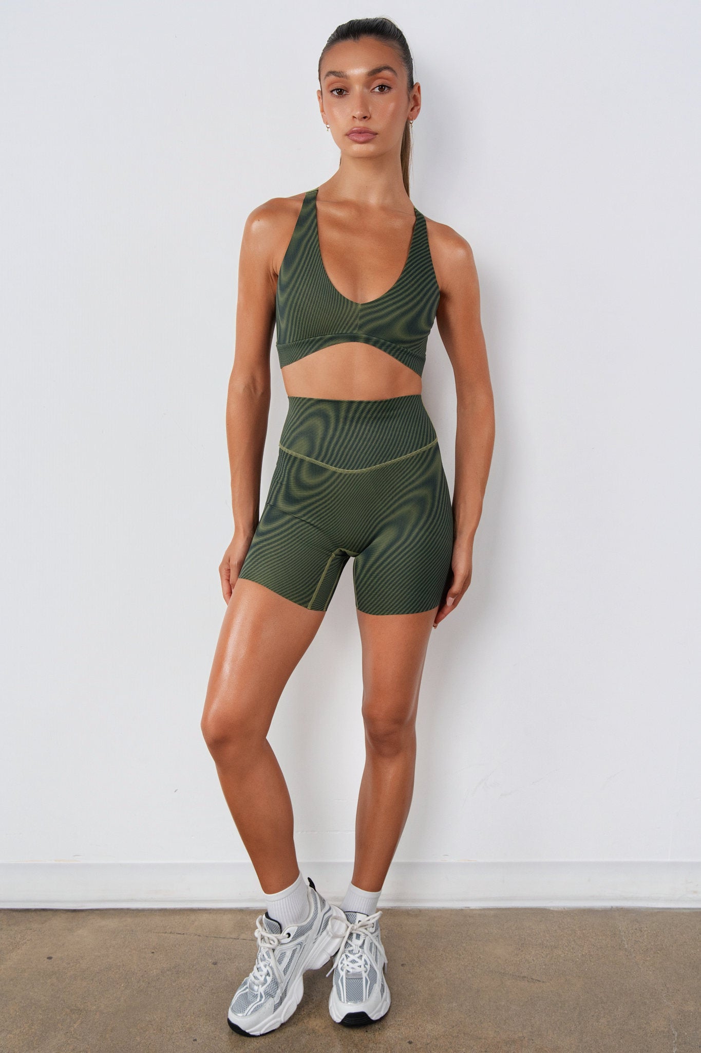 Vitality Pulse® Sculpt Volley Short - Cool Lightspeed