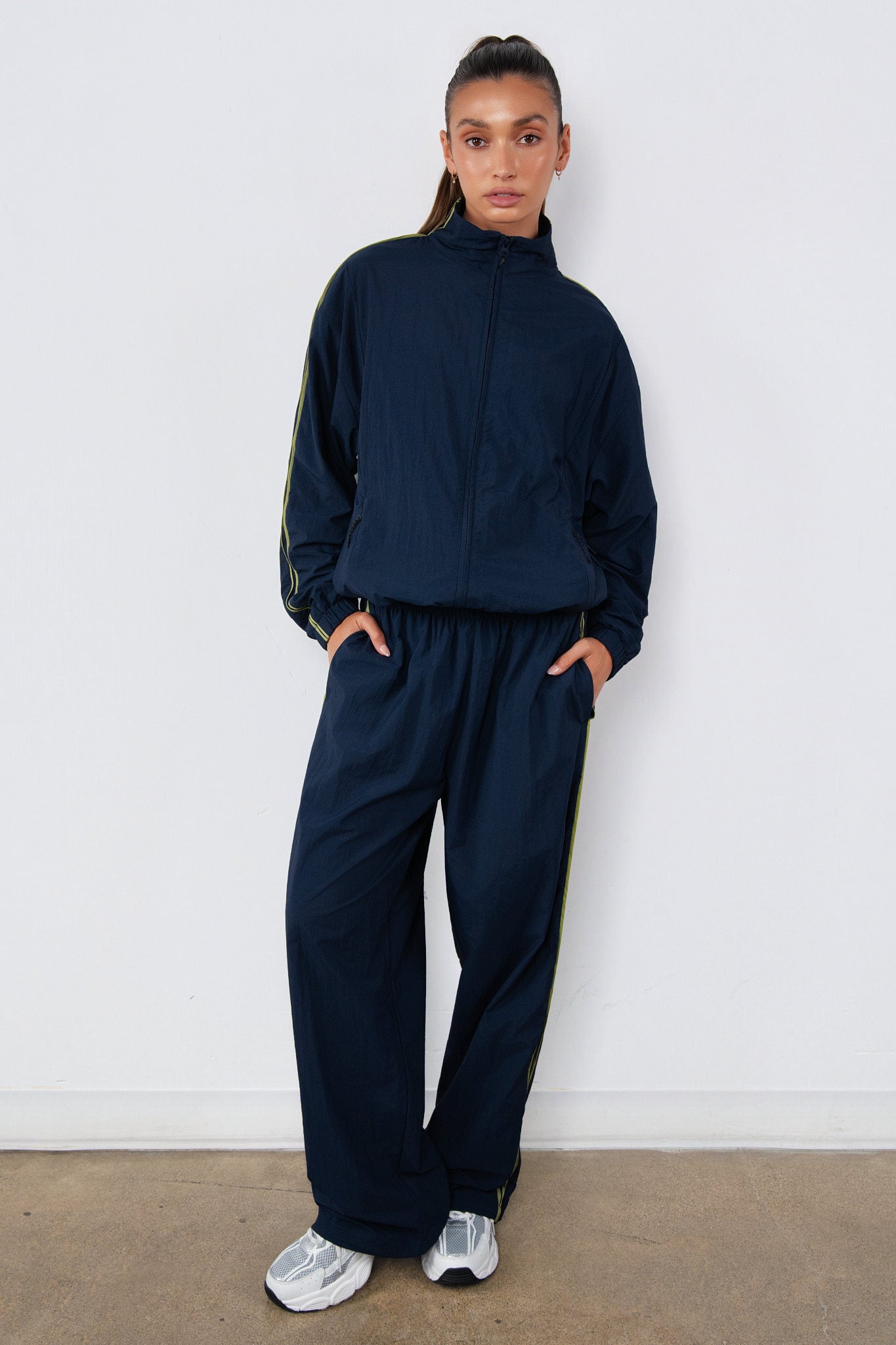 Vitality Linear Track Pant - Nocturne