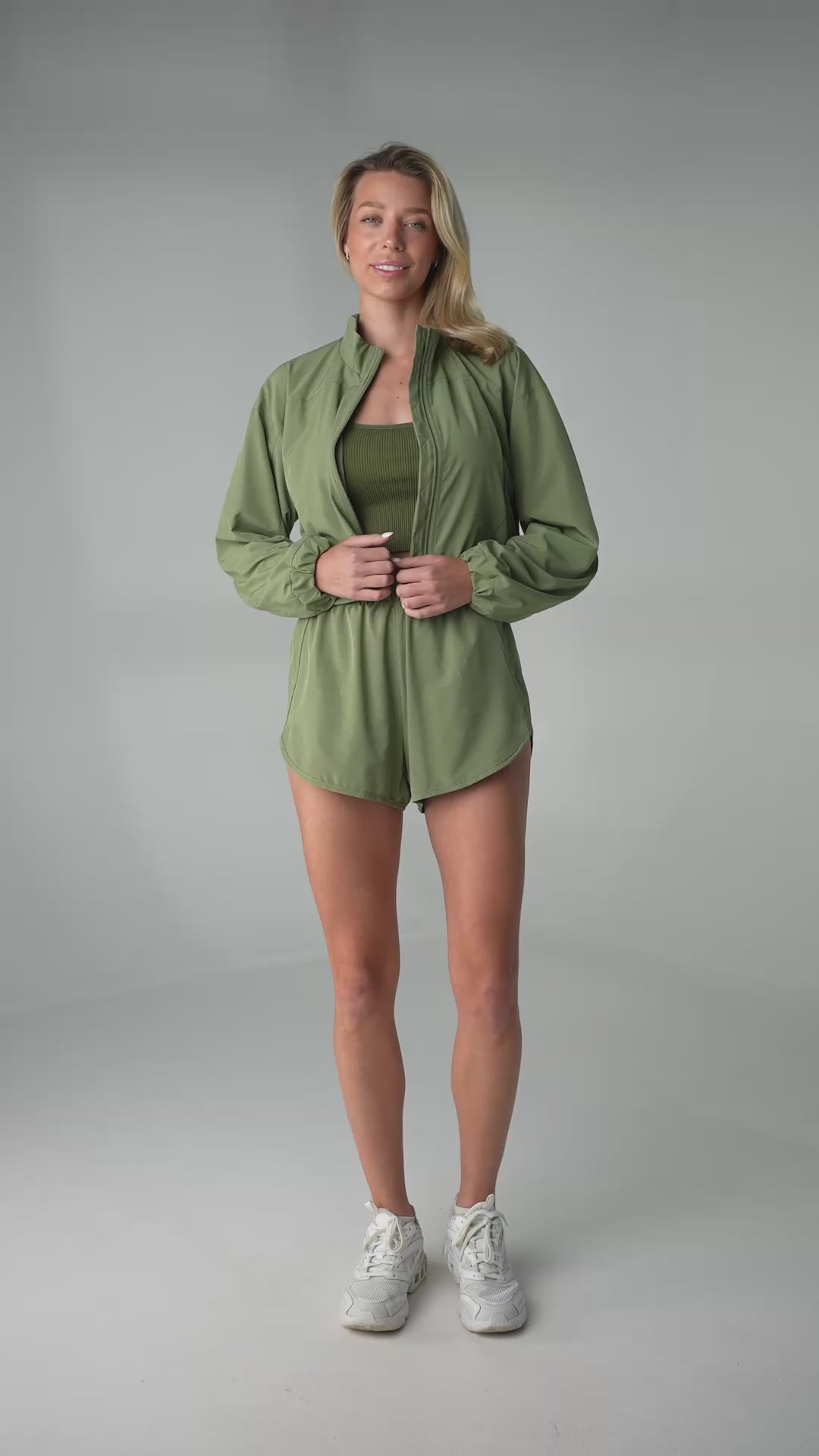 Vitality Breeze Windbreaker - Women's Light Green Zippered Jacket