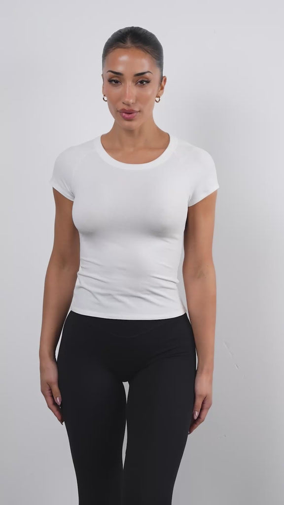 Vitality Basis® Raglan Tee - Snow