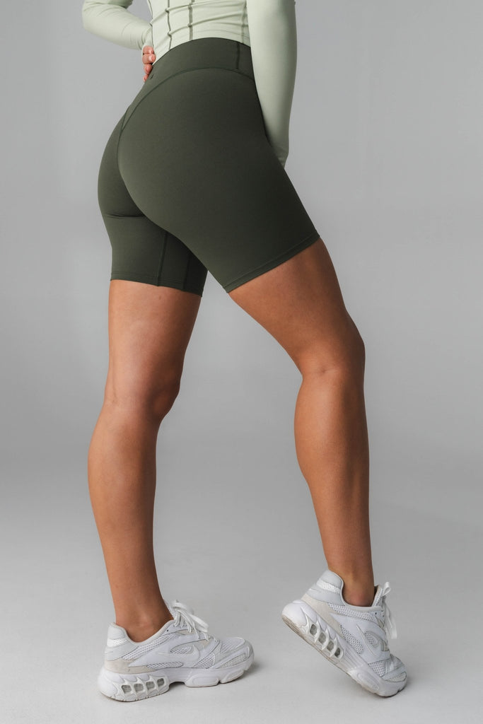COLORFULKOALA High Waisted Bike Shorts Pockets Size Medium Olive Green NWT