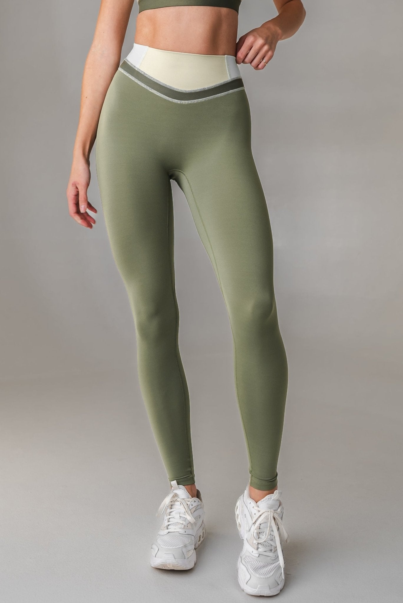  PVCS Womens Capri Pants Training Pants with Pockets Gym Biker  Shorts Seamless Tight Flare Yoga Capri Pants Crop Sport Pants Army Green :  Sports & Outdoors