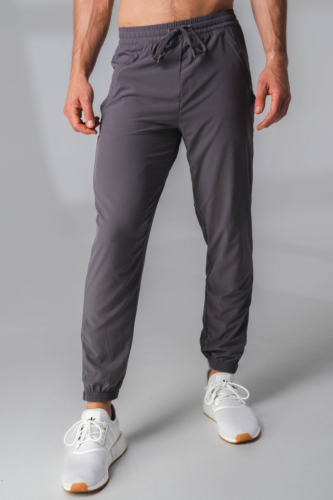 Male men's sports track pant at Rs 165/piece in Amravati | ID: 23969635033