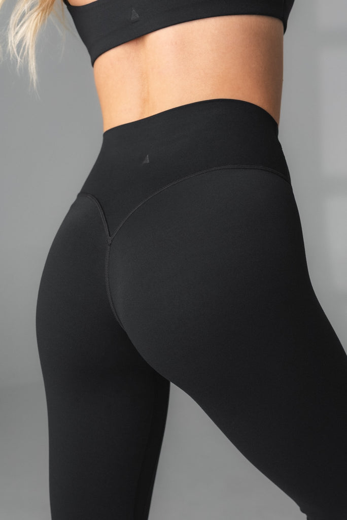 Athleta Girl Dream Crazy Big Black Yoga Pants Workout Leggings Size XL/14