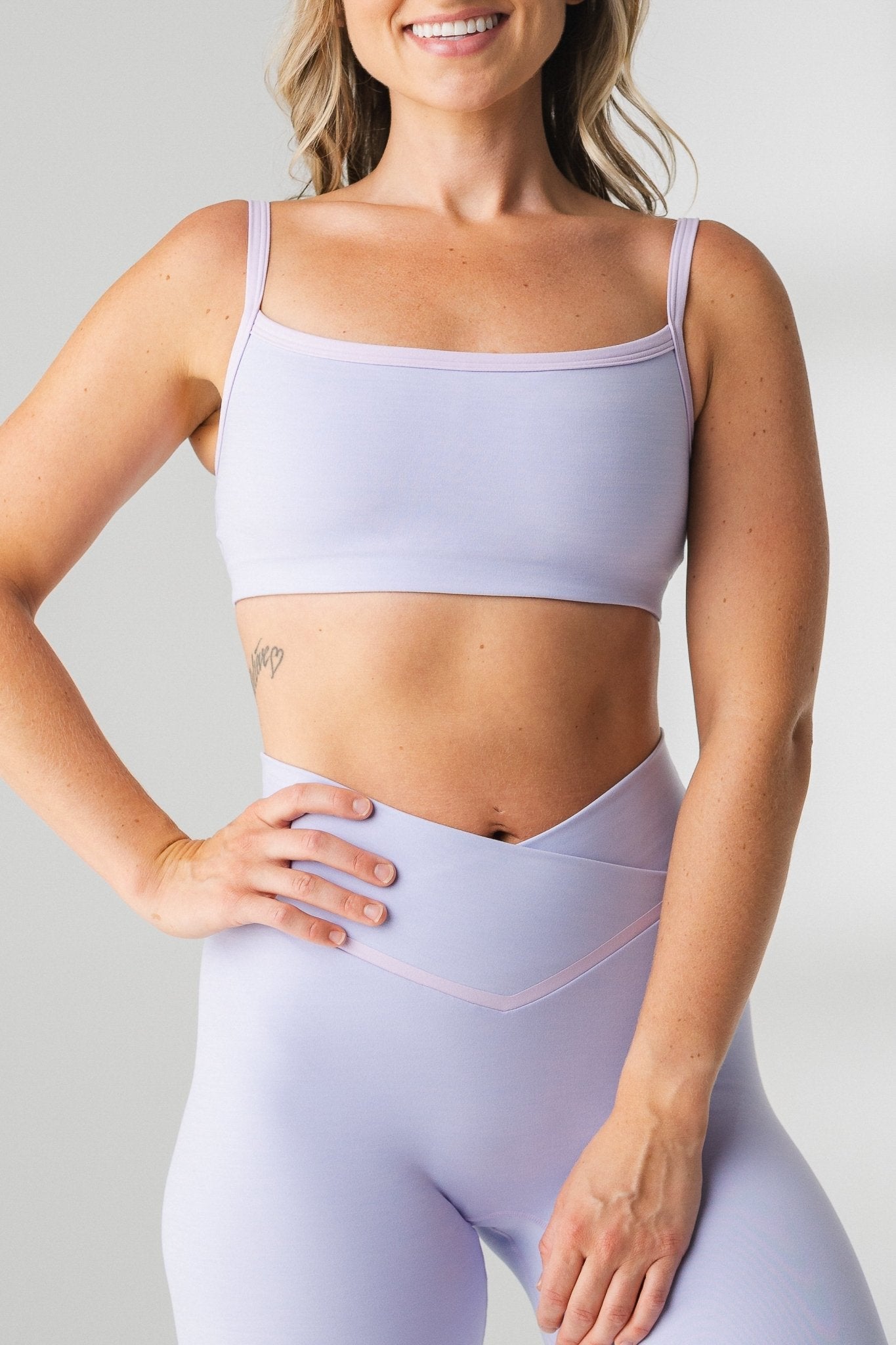 Lilac hot sale sports bra