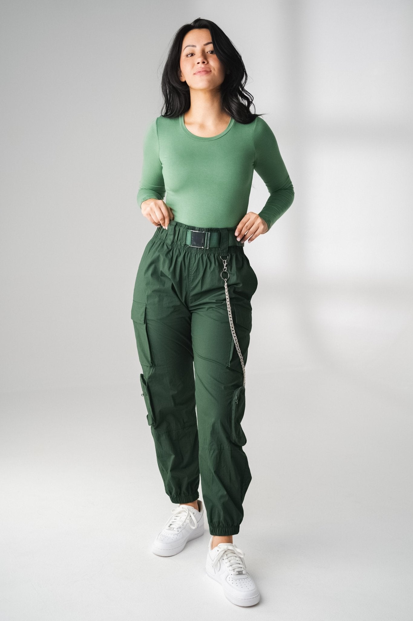 The Noa Cargo - Women's Green Jogger Pant – Vitality