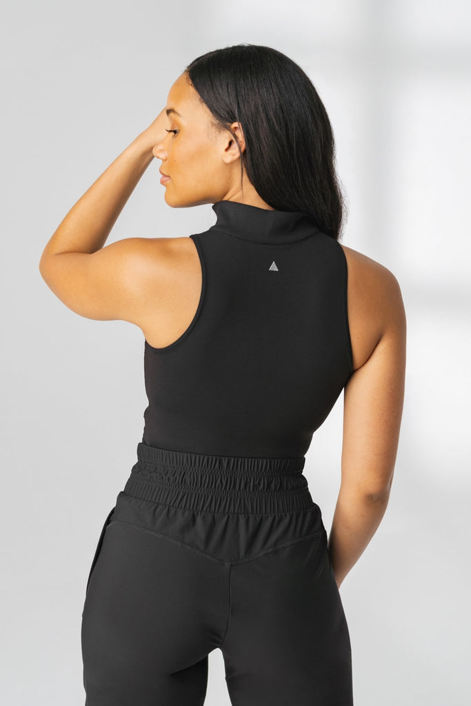 The Refine Bra - Women's Black Sports Bra – Vitality Athletic Apparel